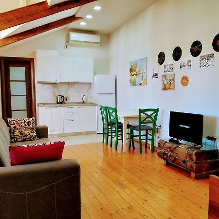 Central Loft Tiranë Luaran gambar