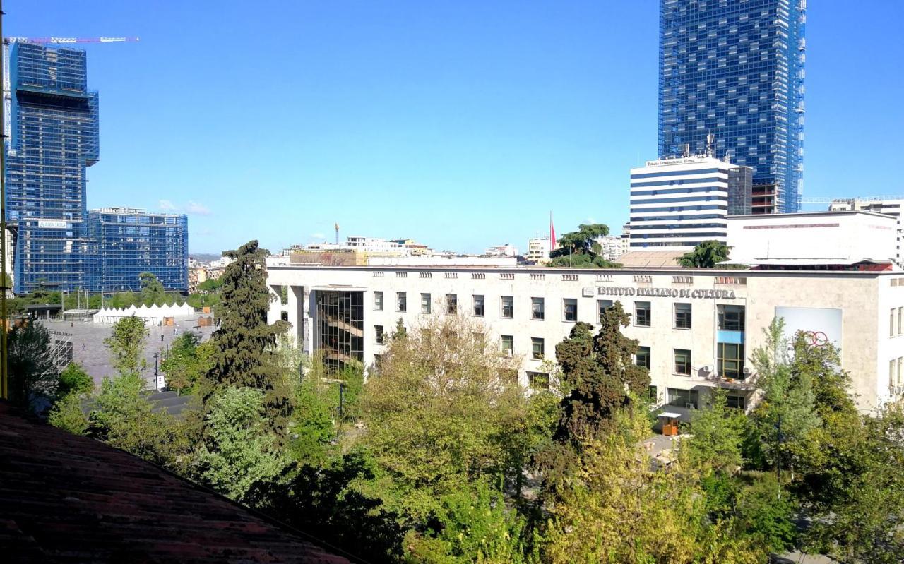 Central Loft Tiranë Luaran gambar