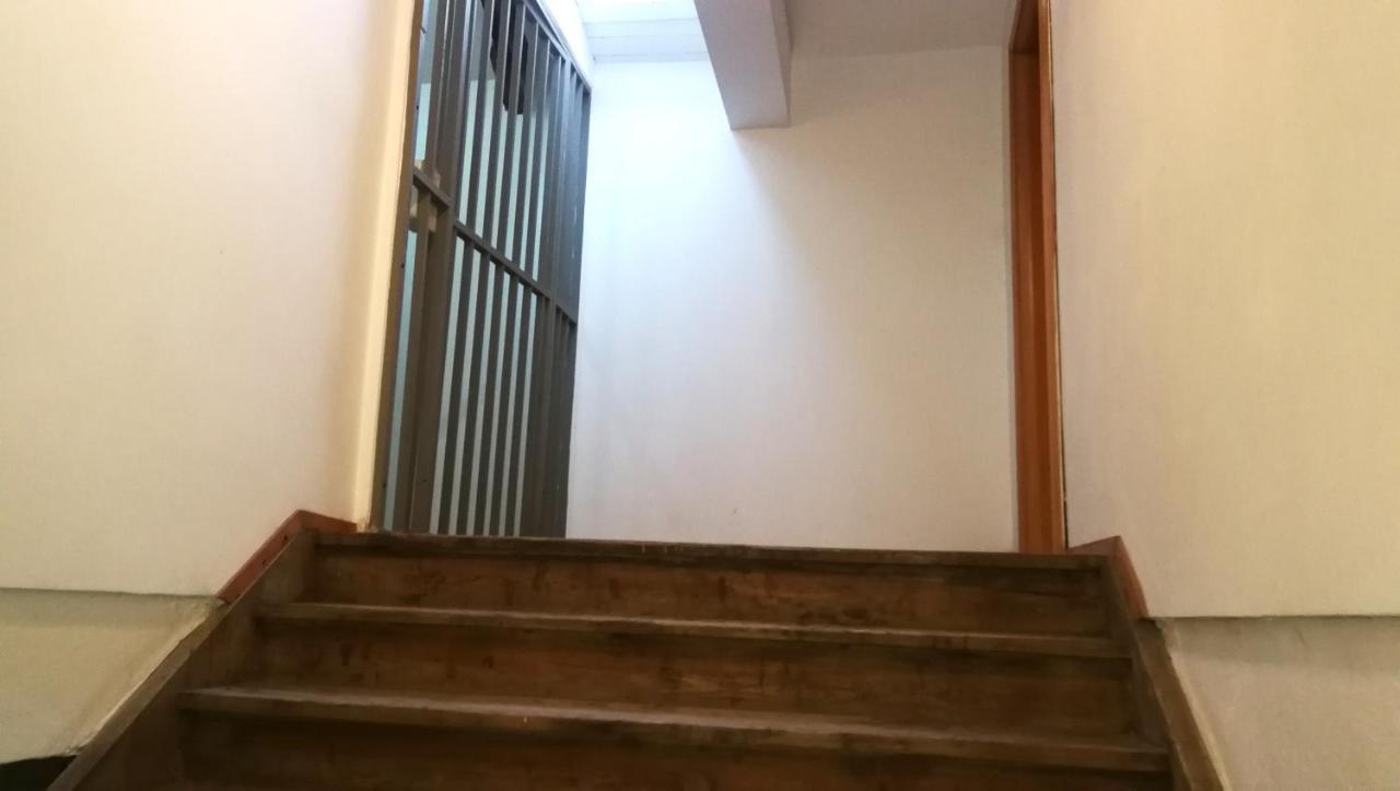 Central Loft Tiranë Luaran gambar